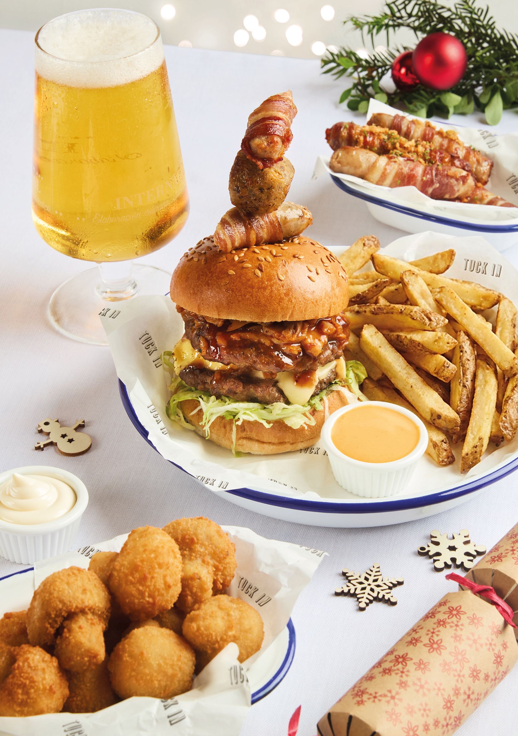 Festive Lunch & Dinner at The Fox & Hounds Hotel Cardiff in Whitchurch